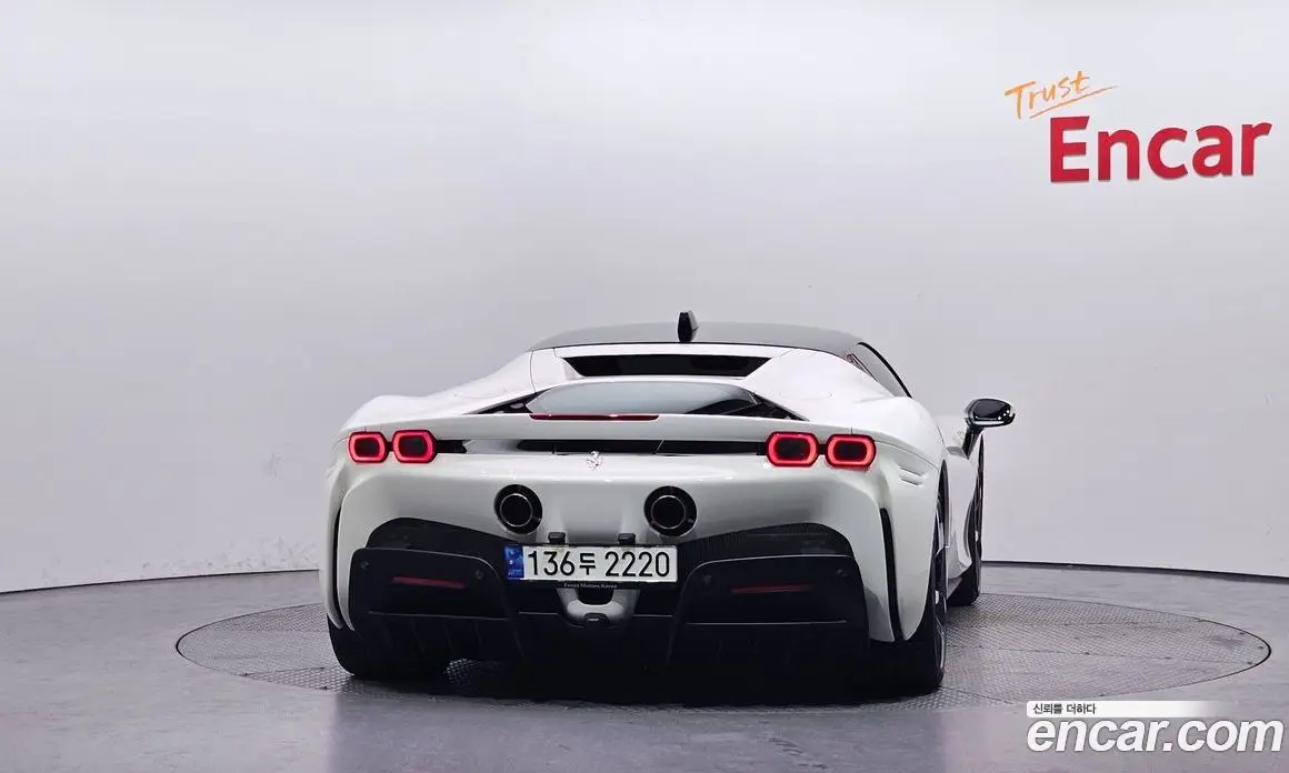 Ferrari SF90 2021 4.0 автомат (гидро), фото 4
