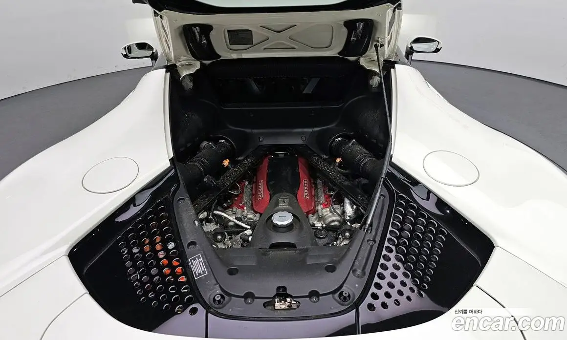 Ferrari SF90 2021 4.0 автомат (гидро), фото 6