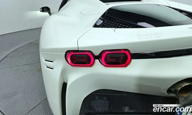 Ferrari SF90 2021 4.0 автомат (гидро), миниатюра 9