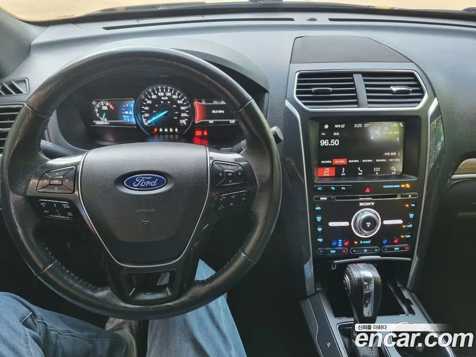 Ford Explorer 2018 3.5 автомат (гидро), фото 14