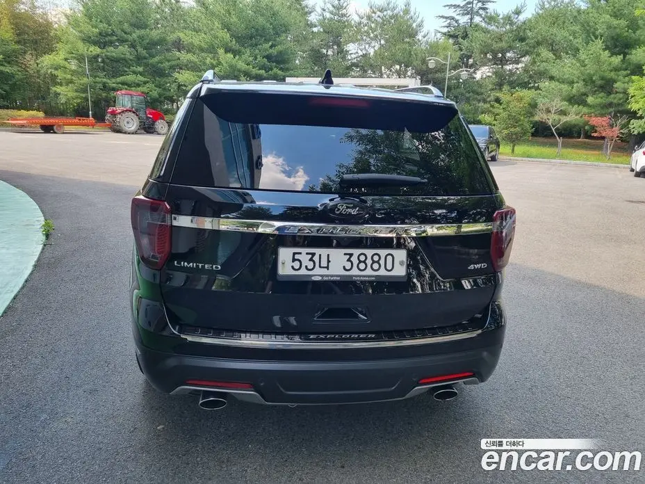 Ford Explorer 2018 3.5 автомат (гидро), фото 6