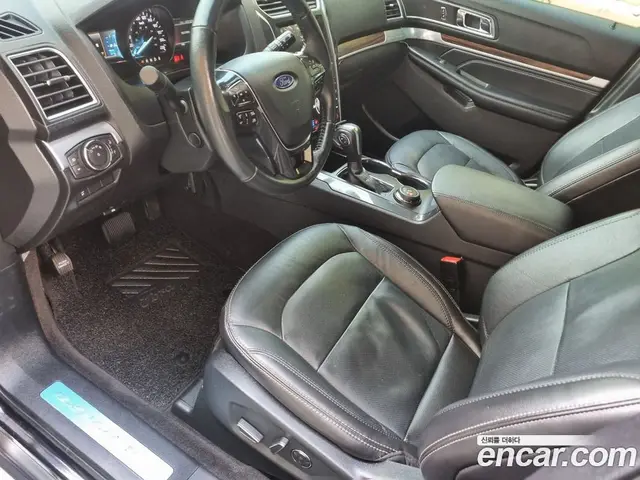 Ford Explorer 2018 3.5 автомат (гидро), миниатюра 7