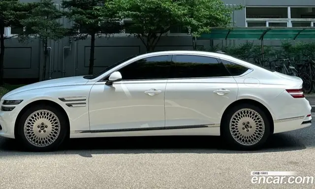 Genesis G80 2024 2.5 автомат (гидро), миниатюра 2