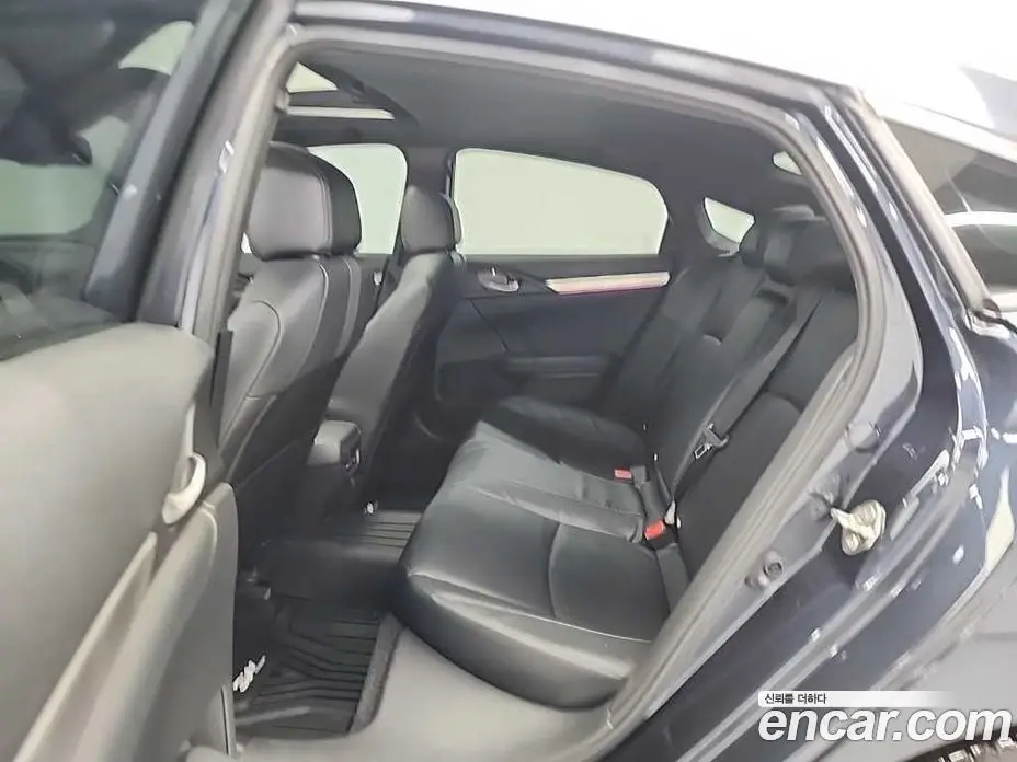Honda Civic 2019 1.5 автомат (гидро), фото 19