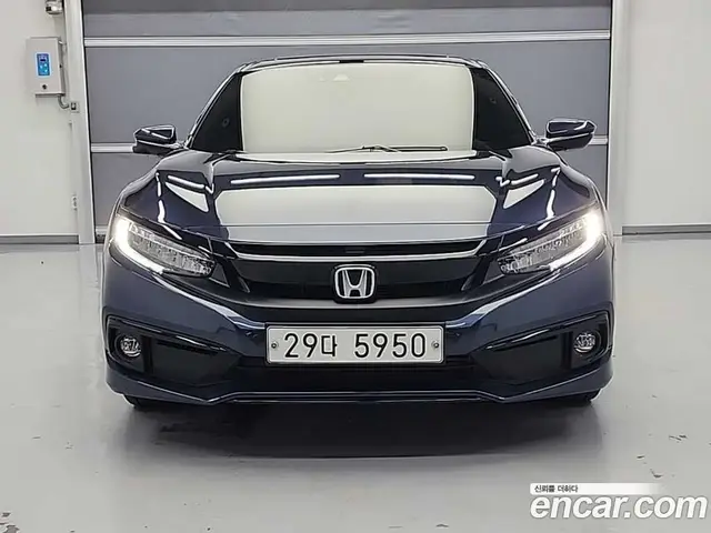 Honda Civic 2019 1.5 автомат (гидро), миниатюра 3