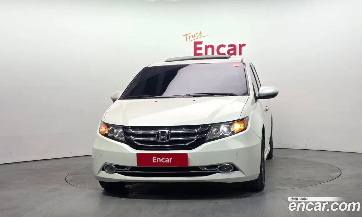 Honda Odyssey 2015 3.5 автомат (гидро), фото 3