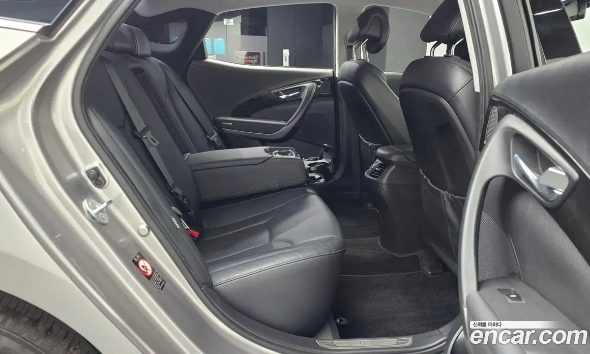 Hyundai Grandeur 2014 2.4 автомат (гидро), фото 12