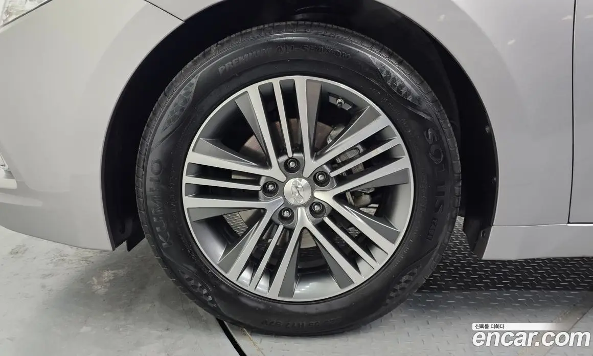 Hyundai Grandeur 2014 2.4 автомат (гидро), фото 5