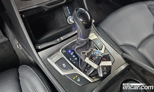 Hyundai Grandeur 2014 2.4 автомат (гидро), миниатюра 9