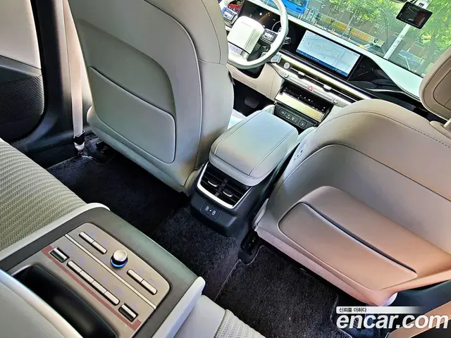 Hyundai Grandeur 2022 2.5 автомат (гидро), миниатюра 8