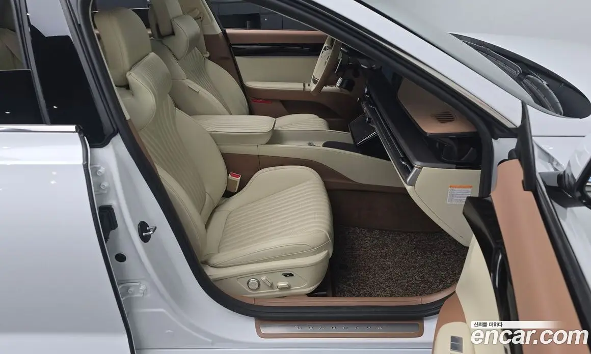 Hyundai Grandeur 2024 1.6 автомат (гидро), фото 15