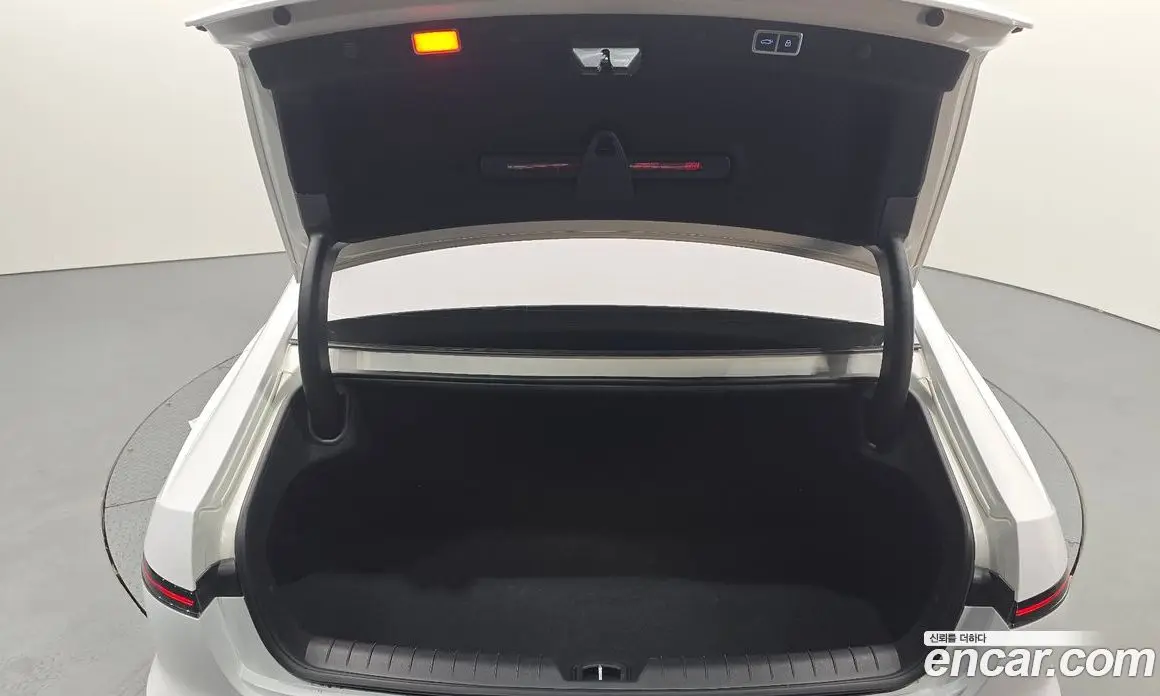 Hyundai Grandeur 2024 1.6 автомат (гидро), фото 25