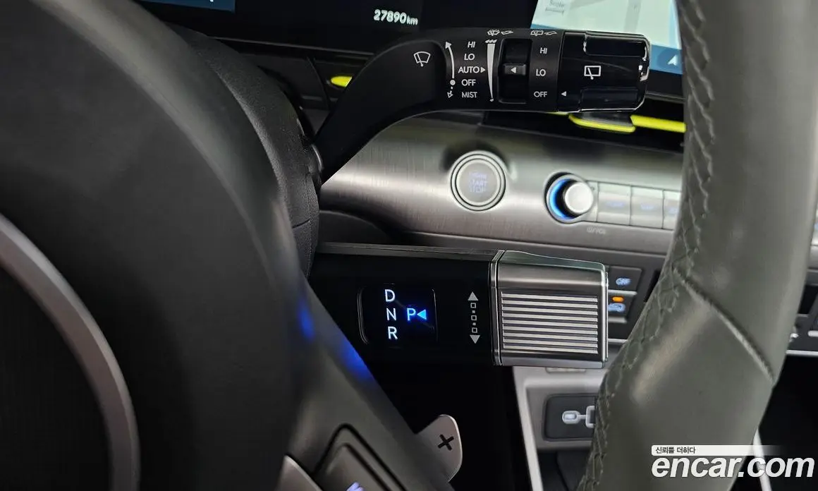 Hyundai Kona 2023 1.6 автомат (гидро), фото 12