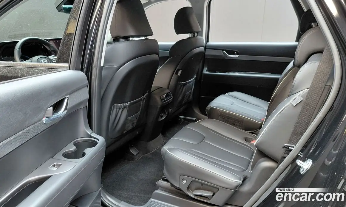 Hyundai Palisade 2023 3.8 автомат (гидро), фото 18