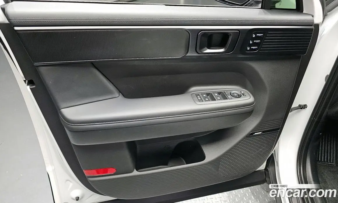 Hyundai Santa Fe 2025 2.5 автомат (гидро), фото 13