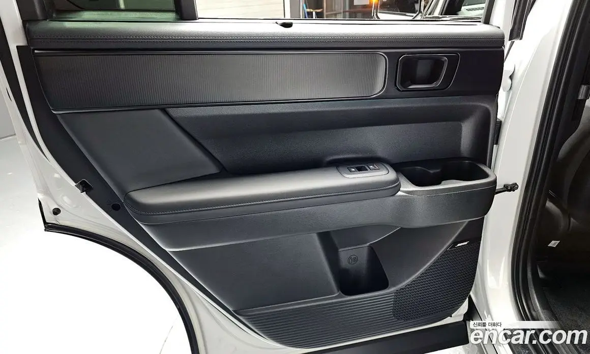 Hyundai Santa Fe 2025 2.5 автомат (гидро), фото 14