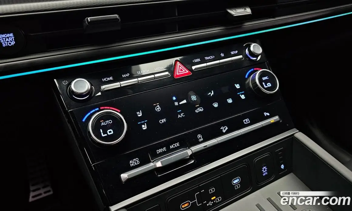 Hyundai Santa Fe 2025 2.5 автомат (гидро), фото 26