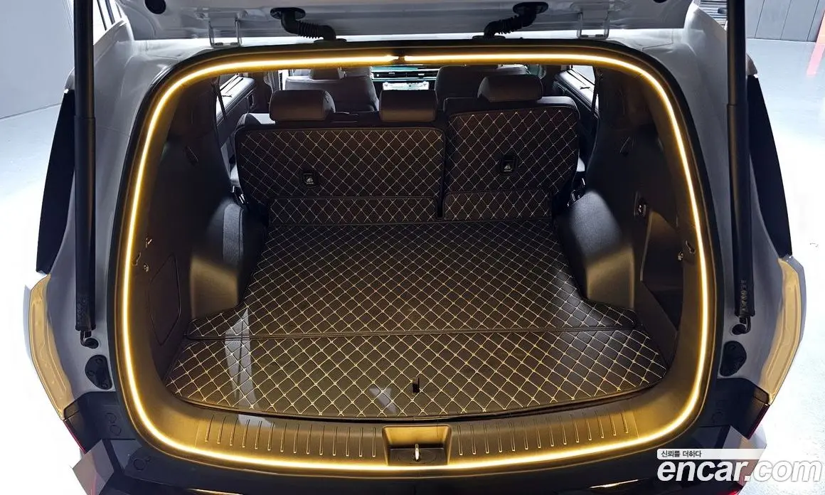 Hyundai Santa Fe 2025 2.5 автомат (гидро), фото 28