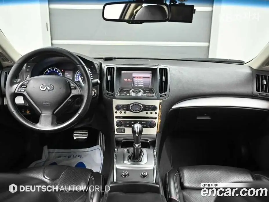Infiniti G 2010 3.7 автомат (гидро), фото 7 Infiniti G 2010 3.7 автомат (гидро), фото 7