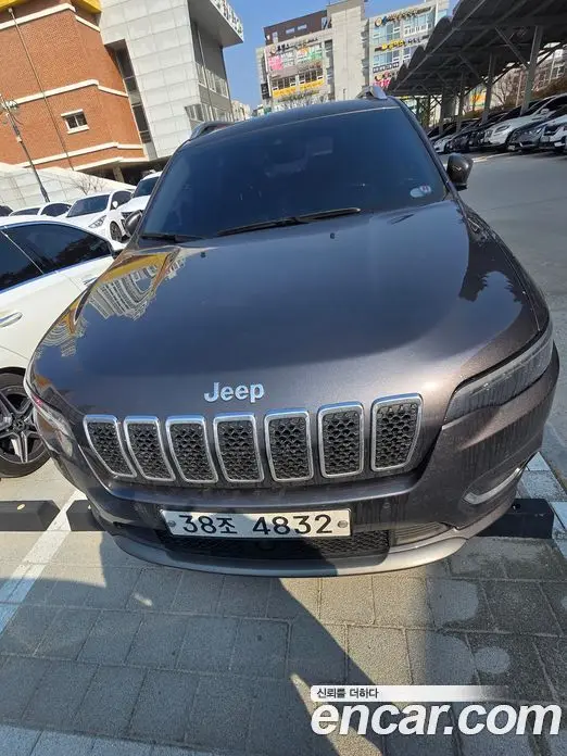 Jeep Cherokee 2019 2.2 автомат (гидро), фото 3