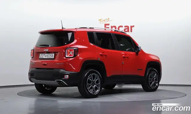 Jeep Renegade 2018 2.0 автомат (гидро), миниатюра 2