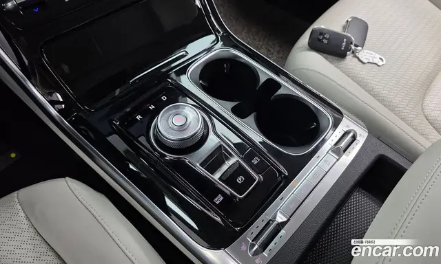Kia Carnival 2021 2.2 автомат (гидро), миниатюра 9