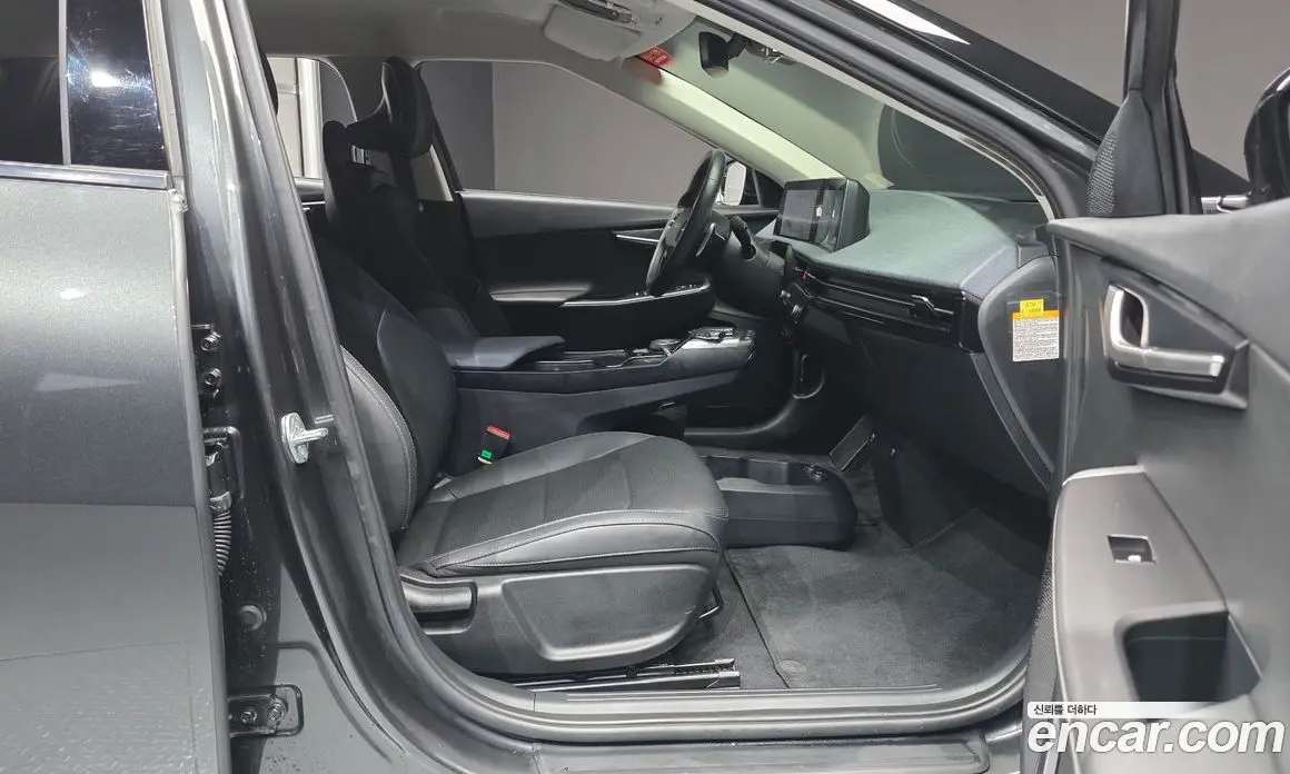 Kia EV6 2023 0.1 автомат (гидро), фото 11