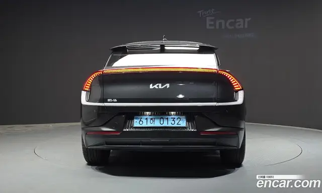 Kia EV6 2023 0.1 автомат (гидро), миниатюра 4