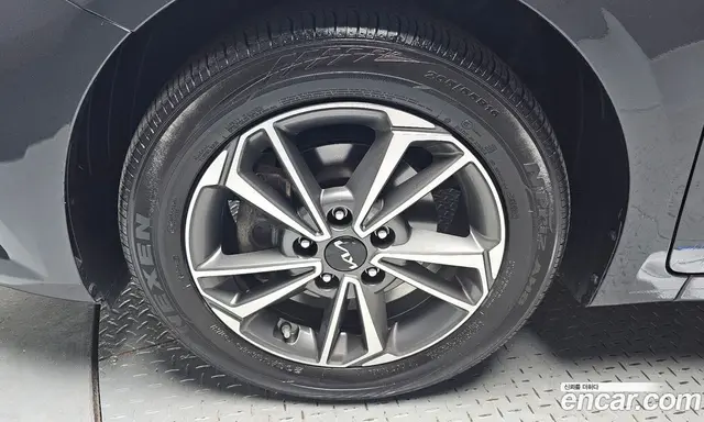 Kia K3 2024 1.6 автомат (гидро), миниатюра 5