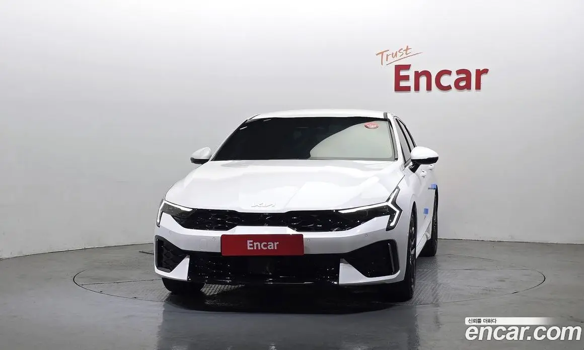 Kia K5 (Optima) 2024 1.6 автомат (гидро), фото 3