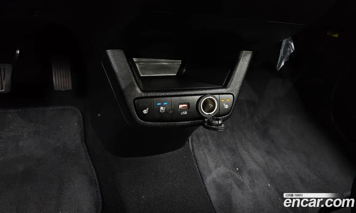 Kia Ray 2023 1.0 автомат (гидро), фото 18