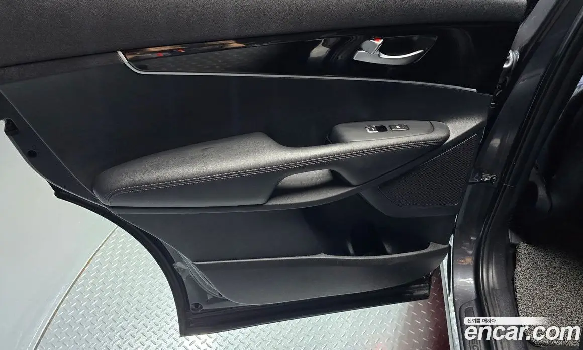 Kia Sorento 2019 2.0 автомат (гидро), фото 15
