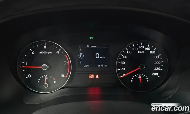 Kia Sportage 2017 1.7 автомат (гидро), миниатюра 11