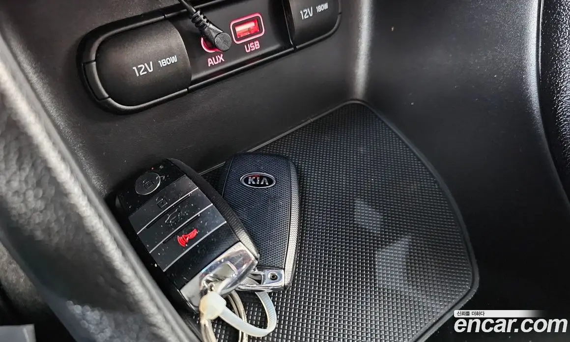 Kia Sportage 2017 1.7 автомат (гидро), фото 22