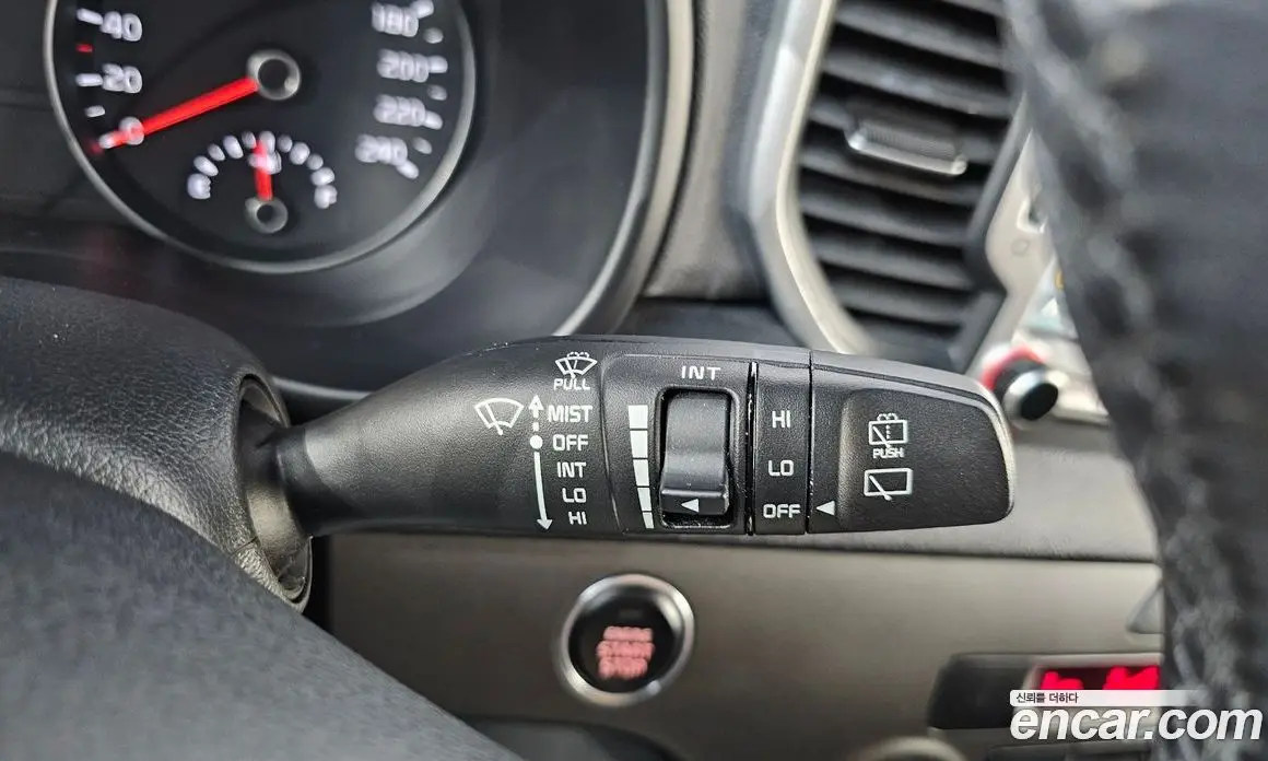 Kia Sportage 2017 1.7 автомат (гидро), фото 27