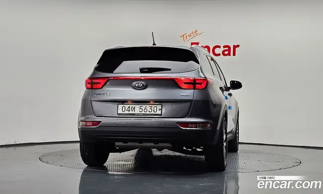 Kia Sportage 2017 1.7 автомат (гидро), миниатюра 4