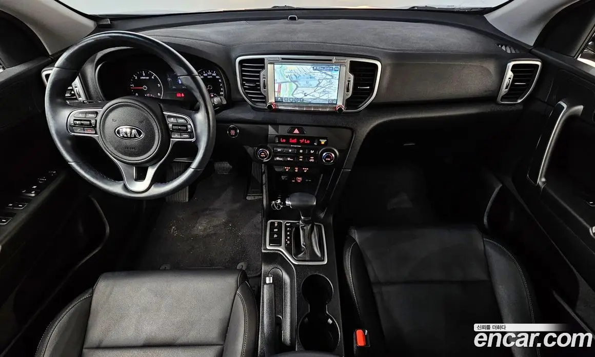 Kia Sportage 2017 1.7 автомат (гидро), фото 10