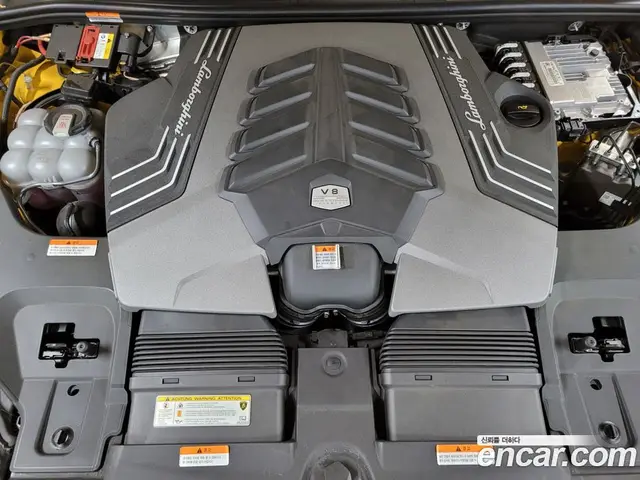 Lamborghini Urus 2021 4.0 автомат (гидро), миниатюра 6 Lamborghini Urus 2021 4.0 автомат (гидро), миниатюра 6