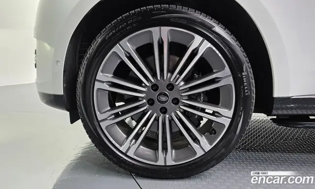 Land Rover Range Rover 2024 4.4 автомат (гидро), миниатюра 5