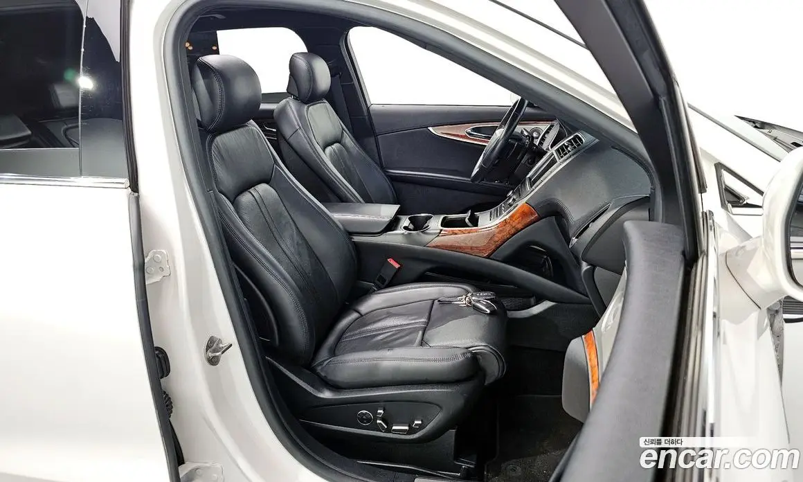 Lincoln Nautilus 2019 2.7 автомат (гидро), фото 12 Lincoln Nautilus 2019 2.7 автомат (гидро), фото 12