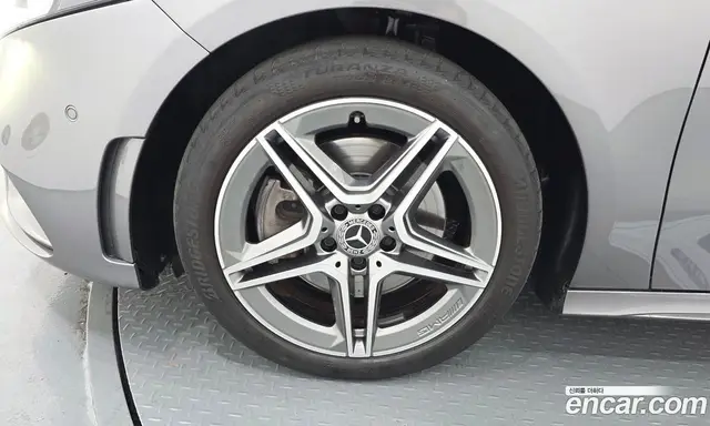 Mercedes-Benz A-Class 2023 2.0 гидро, миниатюра 5 Mercedes-Benz A-Class 2023 2.0 гидро, миниатюра 5