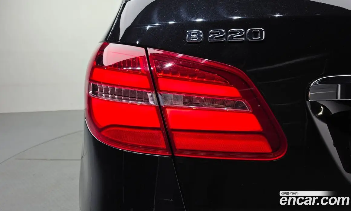 Mercedes-Benz B-Class 2018 2.0 гидро, фото 9 Mercedes-Benz B-Class 2018 2.0 гидро, фото 9