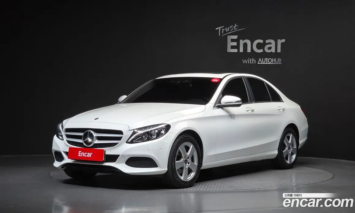 Mercedes-Benz C-Class 2017 2.0 гидро, фото 1 Mercedes-Benz C-Class 2017 2.0 гидро, фото 1