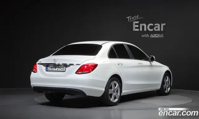 Mercedes-Benz C-Class 2017 2.0 гидро, миниатюра 2 Mercedes-Benz C-Class 2017 2.0 гидро, миниатюра 2