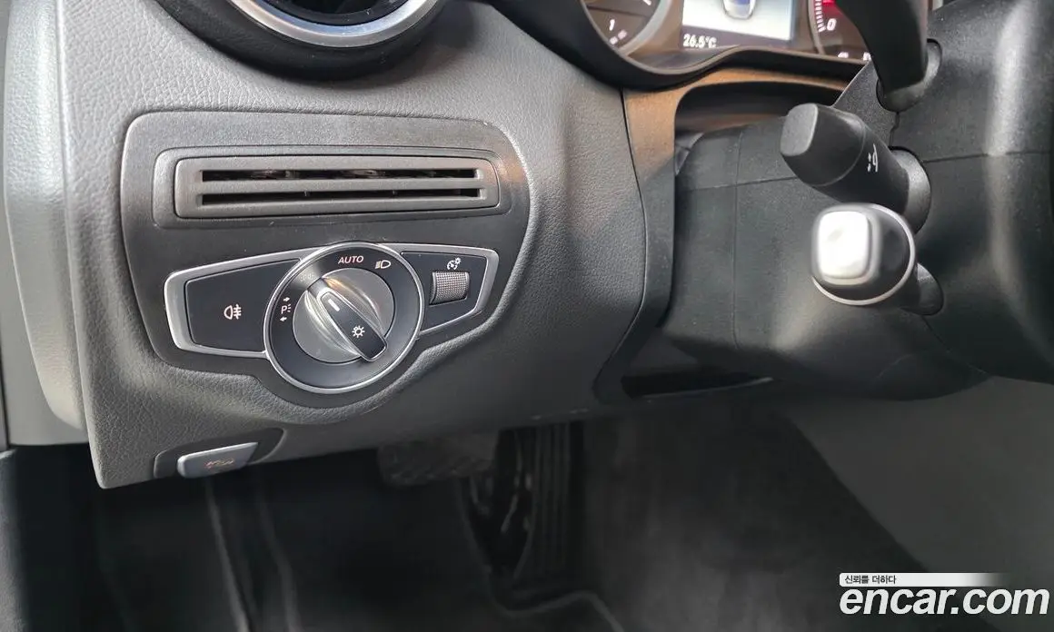 Mercedes-Benz C-Class 2017 2.0 гидро, фото 24 Mercedes-Benz C-Class 2017 2.0 гидро, фото 24