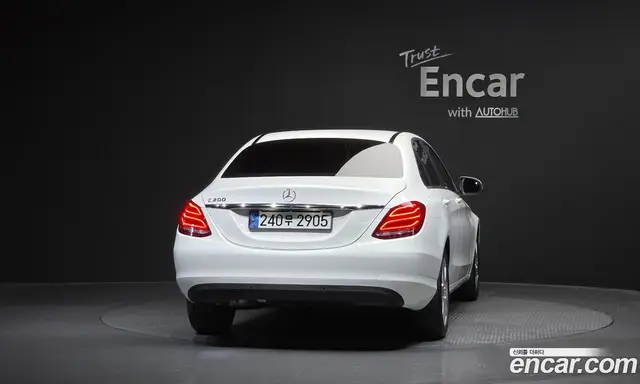 Mercedes-Benz C-Class 2017 2.0 гидро, миниатюра 4 Mercedes-Benz C-Class 2017 2.0 гидро, миниатюра 4