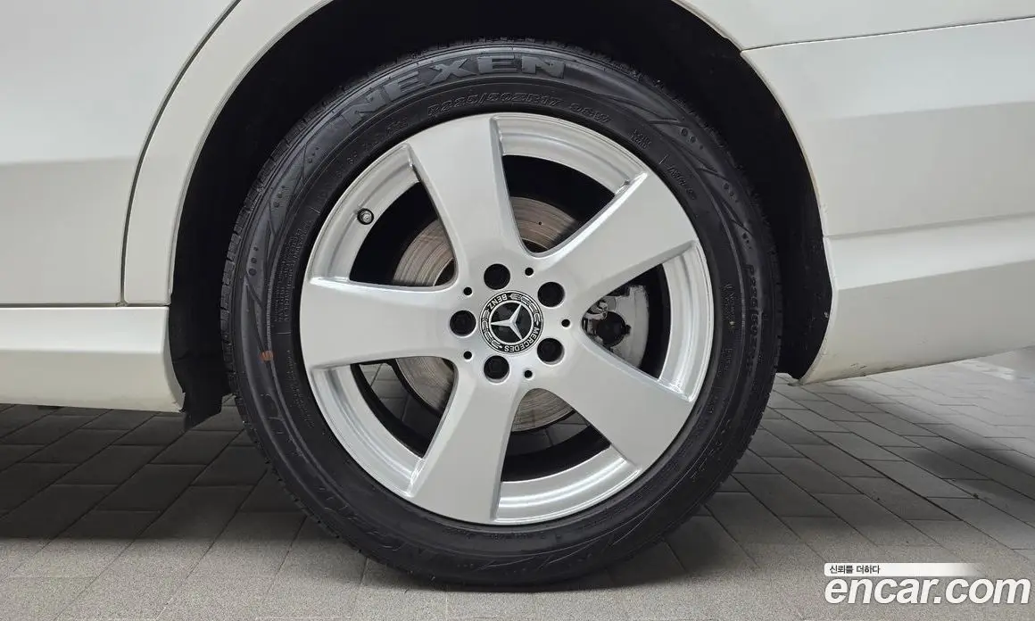 Mercedes-Benz C-Class 2017 2.0 гидро, фото 7 Mercedes-Benz C-Class 2017 2.0 гидро, фото 7