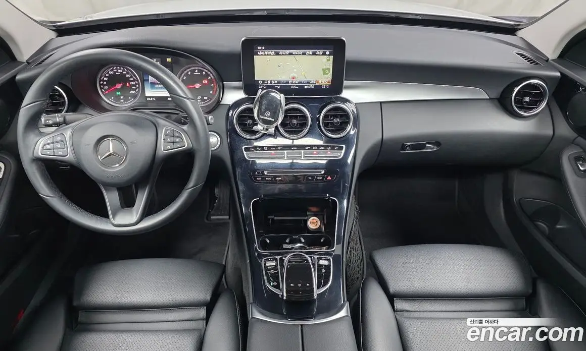 Mercedes-Benz C-Class 2017 2.0 гидро, фото 10 Mercedes-Benz C-Class 2017 2.0 гидро, фото 10