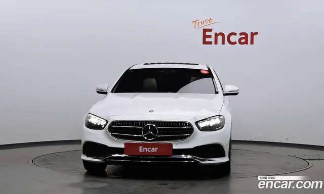 Mercedes-Benz E-Class 2020 2.0 автомат (гидро), миниатюра 3