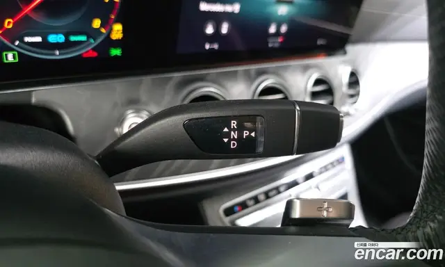 Mercedes-Benz E-Class 2022 2.0 автомат (гидро), миниатюра 11
